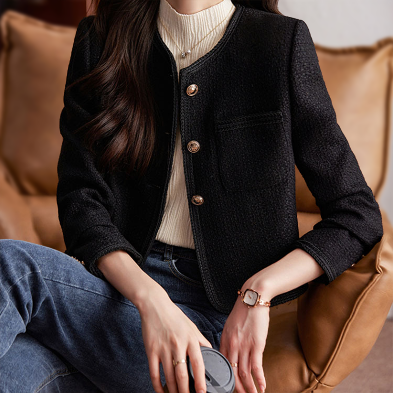 Amelia Hart | Cropped Textured Blazer | Minimalistische luxe met een moderne twist
