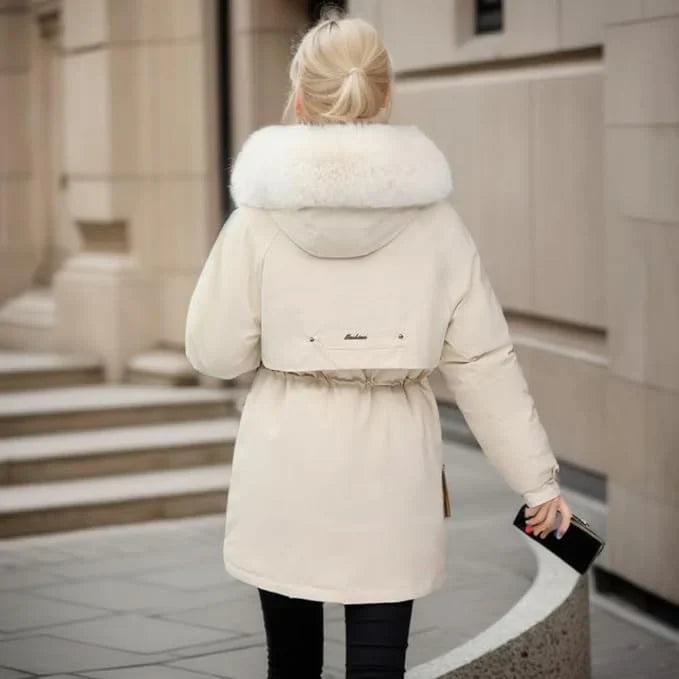 Olivia Thompson | Luxe Winter Hooded Puffer Coat