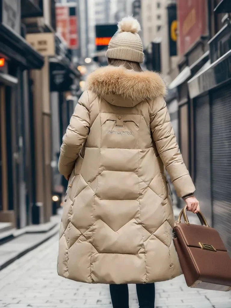 Charlotte Bennett | Luxe Gewatteerde Wintermantel | Elegantie die je omarmt op koude dagen