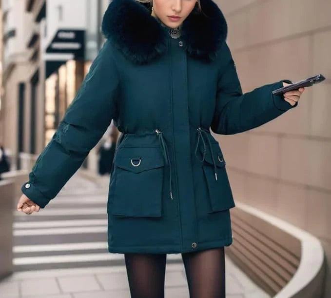 Olivia Thompson | Luxe Winter Hooded Puffer Coat