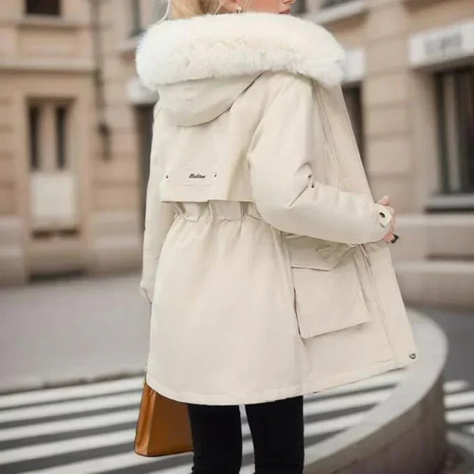 Olivia Thompson | Luxe Winter Hooded Puffer Coat