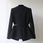 Charlotte Monroe | Structured Belted Blazer | Tijdloze elegantie met een couture-uitstraling