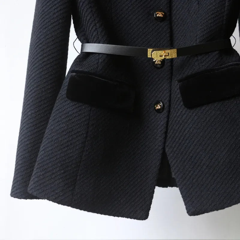 Charlotte Monroe | Structured Belted Blazer | Tijdloze elegantie met een couture-uitstraling