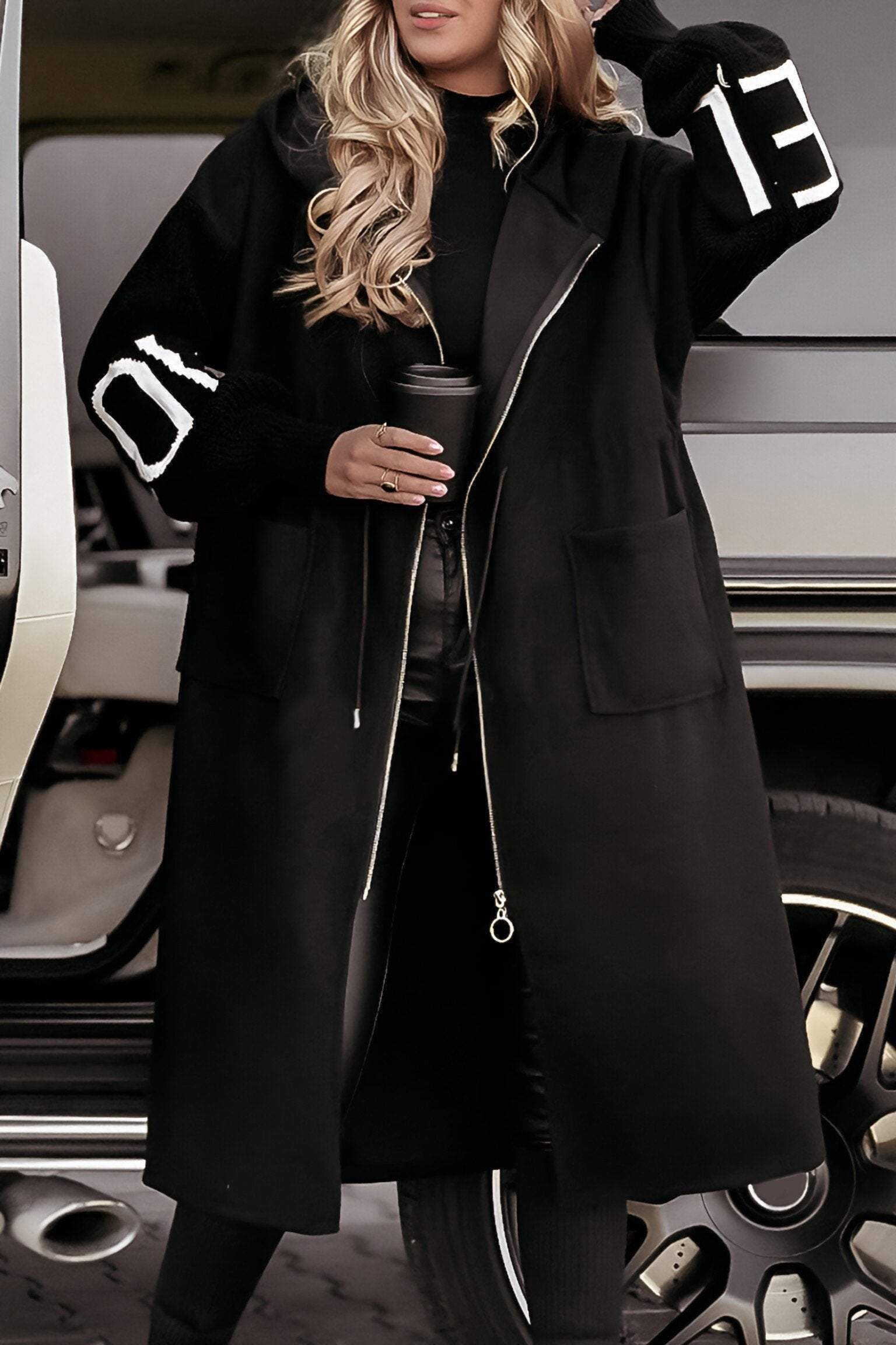 Harper Williams | Luxe Longline Jas met Gebreide Mouwen